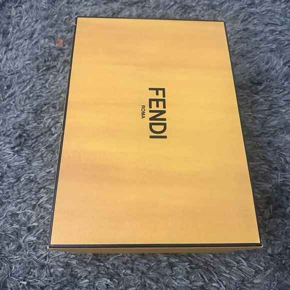 Fendi Flow Sneakers, women’s size 38.5/8.5 - Picture 2 of 8